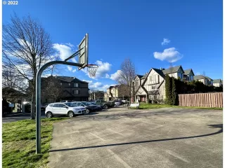 Photo #2: 22207299 Listing