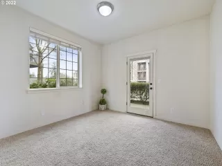 Photo #3: 22207299 Listing