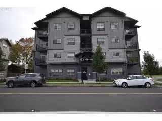 Photo #1: 22208085 Listing