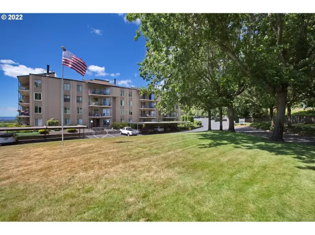 MLS: 22208510 Condo For Sale