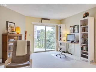 Photo #5: 22208510 Listing 