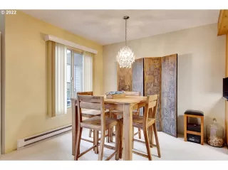 Photo #6: 22208510 Listing 