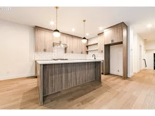 Photo #3: 22209165 Listing 