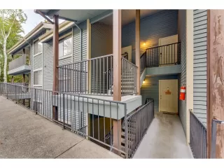 Photo #2: 22209826 Listing