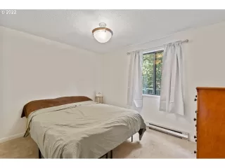 Photo #2: 22210232 Listing