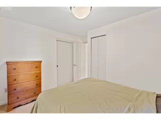 Photo #3: 22210232 Listing