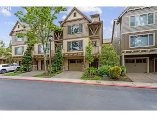 Click for more information on MLS # 22211538 : 2056 NW VILLAGE CIR More Details about MLS # 22211538 : 2056 NW VILLAGE CIR