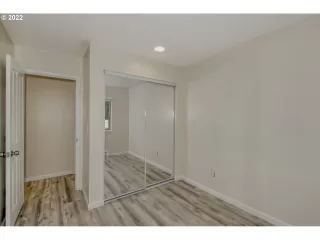 Photo #2: 22211963 Listing 