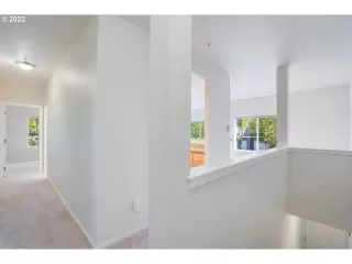 Photo #2: 22213421 Listing 