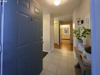 Photo #2: 22214725 Listing