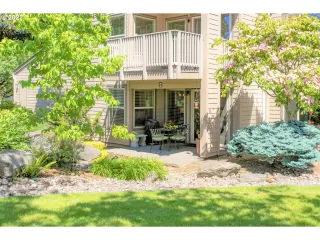 Photo #1: 22215059 Listing