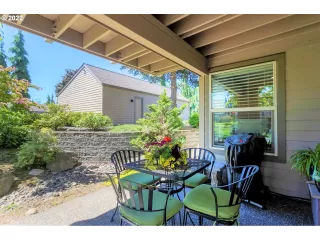 Photo #2: 22215059 Listing