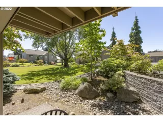 Photo #3: 22215059 Listing