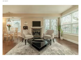 Photo #1: 22215107 Listing