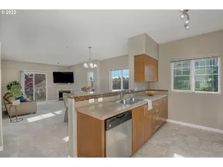 Photo #1: 22216697 Listing