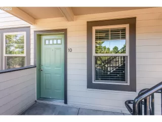 Photo #1: 22216742 Listing