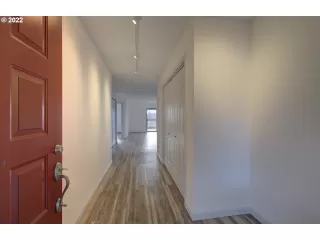 Photo #3: 22217209 Listing