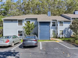 Photo #2: 22217408 Listing