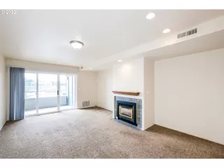 Photo #2: 22217711 Listing