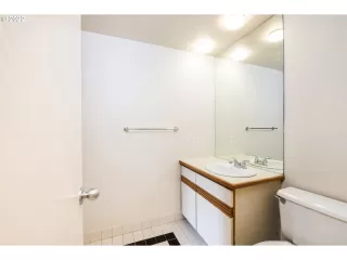 Photo #3: 22217711 Listing