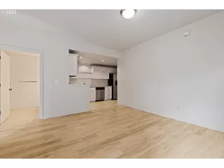 Photo #6: 22219559 Listing 