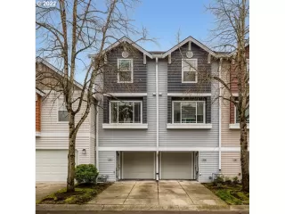 Photo #1: 22221224 Listing