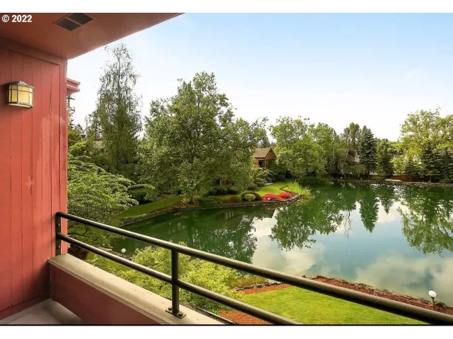 MLS: 22222551 Condo For Sale