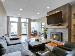 Photo #2: 22222576 Listing