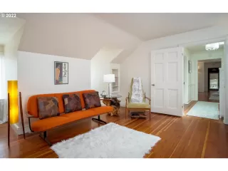 Photo #6: 22222651 Listing