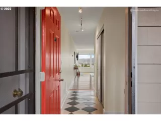 Photo #2: 22224872 Listing 