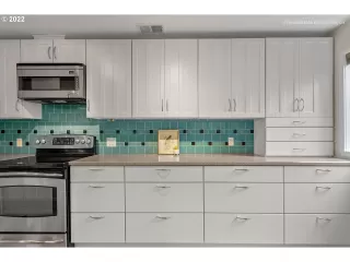 Photo #6: 22224872 Listing 