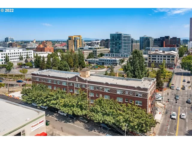 MLS: 22225300 Condo For Sale