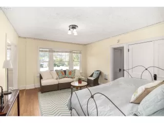 Photo #6: 22225300 Listing 