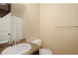 Photo #5: 22225509 Listing 