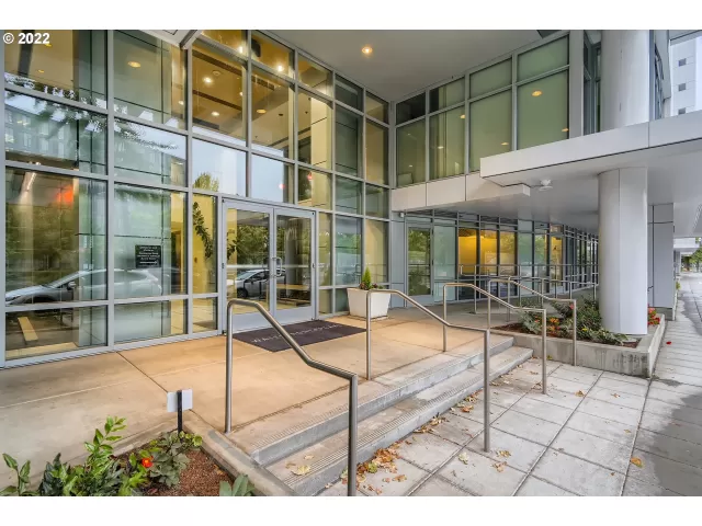 MLS: 22225928 Condo For Sale
