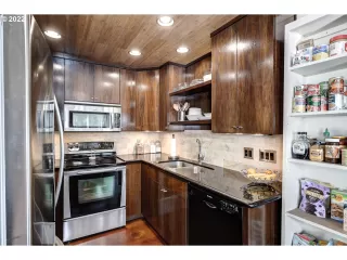 Photo #1: 22227839 Listing