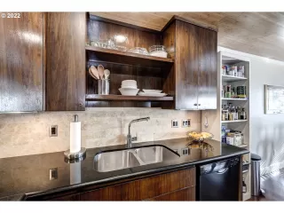 Photo #3: 22227839 Listing