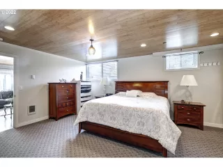 Photo #4: 22227839 Listing