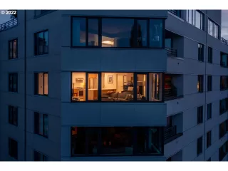 Photo #2: 22228185 Listing 