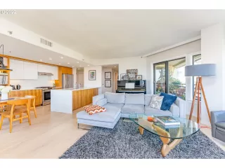 Photo #6: 22228185 Listing 