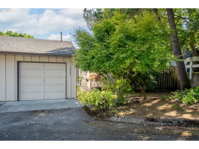 MLS: 22229151 Condo For Sale