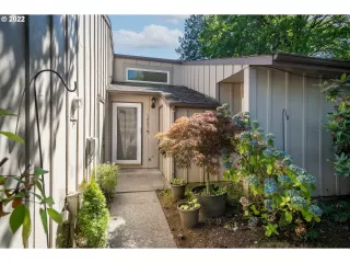 Photo #1: 22229151 Listing