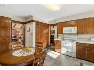 Photo #3: 22229611 Listing