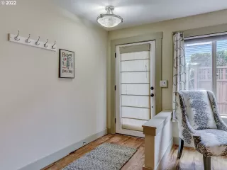 Photo #3: 22230064 Listing