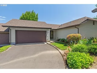 Photo #1: 22230778 Listing