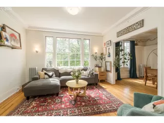 Photo #2: 22230954 Listing