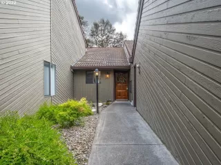 Photo #1: 22231103 Listing 