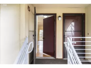 Photo #1: 22231327 Listing