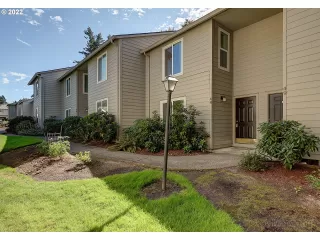 Photo #2: 22231688 Listing