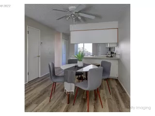 Photo #6: 22231688 Listing